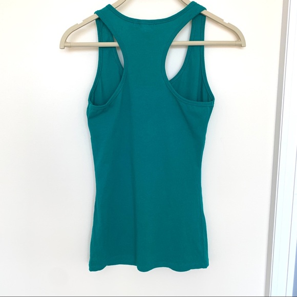 Active Basic Green Tank Top in Size Small - Picture 4 of 6